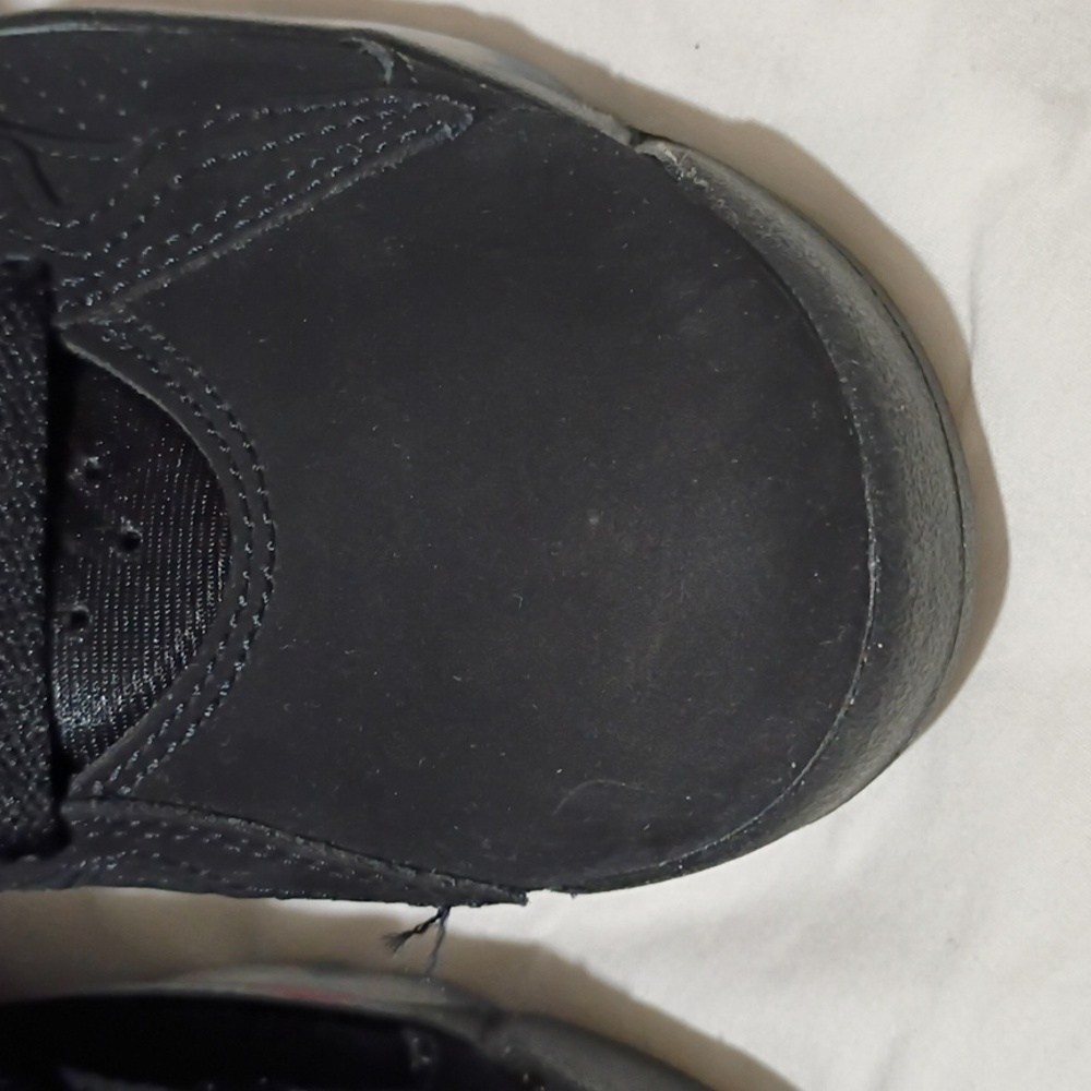 Flight  Nike Air Jordans Shoes - Black and Red 8 mens - Picture 10 of 11